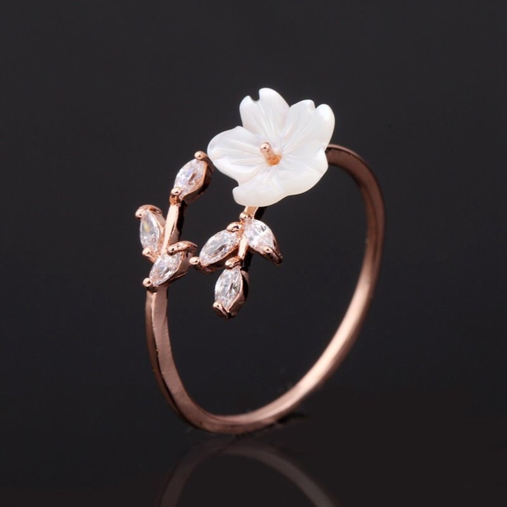 Rose Gold Flower Ring